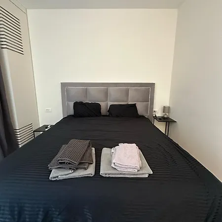 Waterfront Apartment Belgrade
