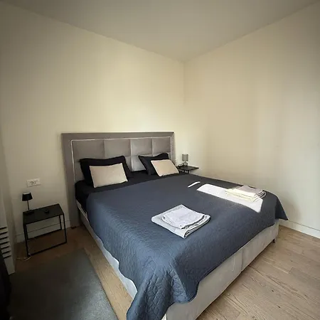 Penthouse With River View BW Apartamento Belgrado